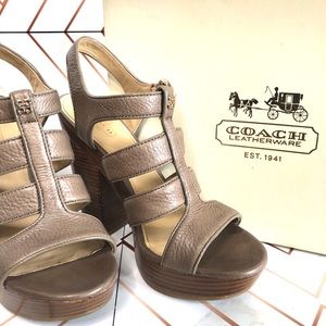 Coach Catarina PebbleTaupe Leather Platform Sandal